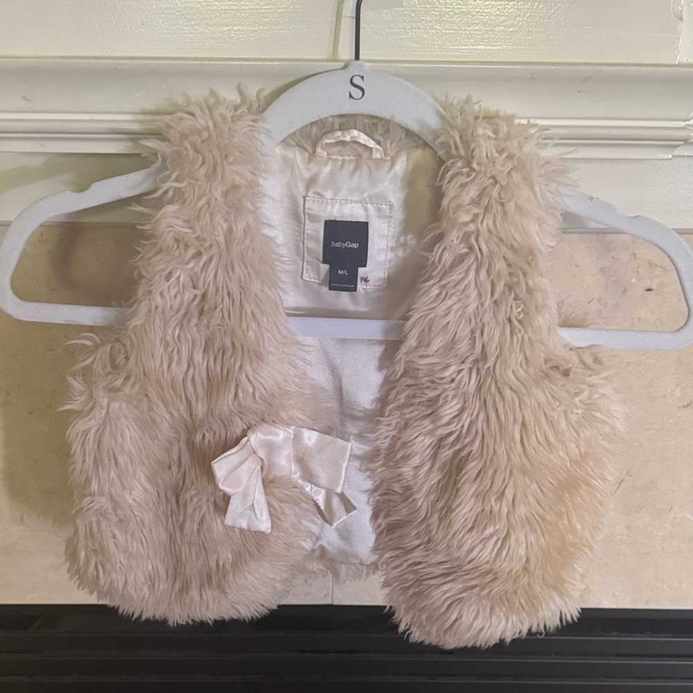 GAP Kids Cream Faux Fur Vest with Bow